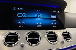 valkoinen Mercedes-Benz E 2021 kuva 18.