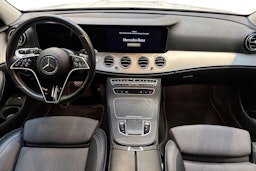 valkoinen Mercedes-Benz E 2021 kuva 9.