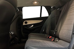 valkoinen Mercedes-Benz E 2021 kuva 10.