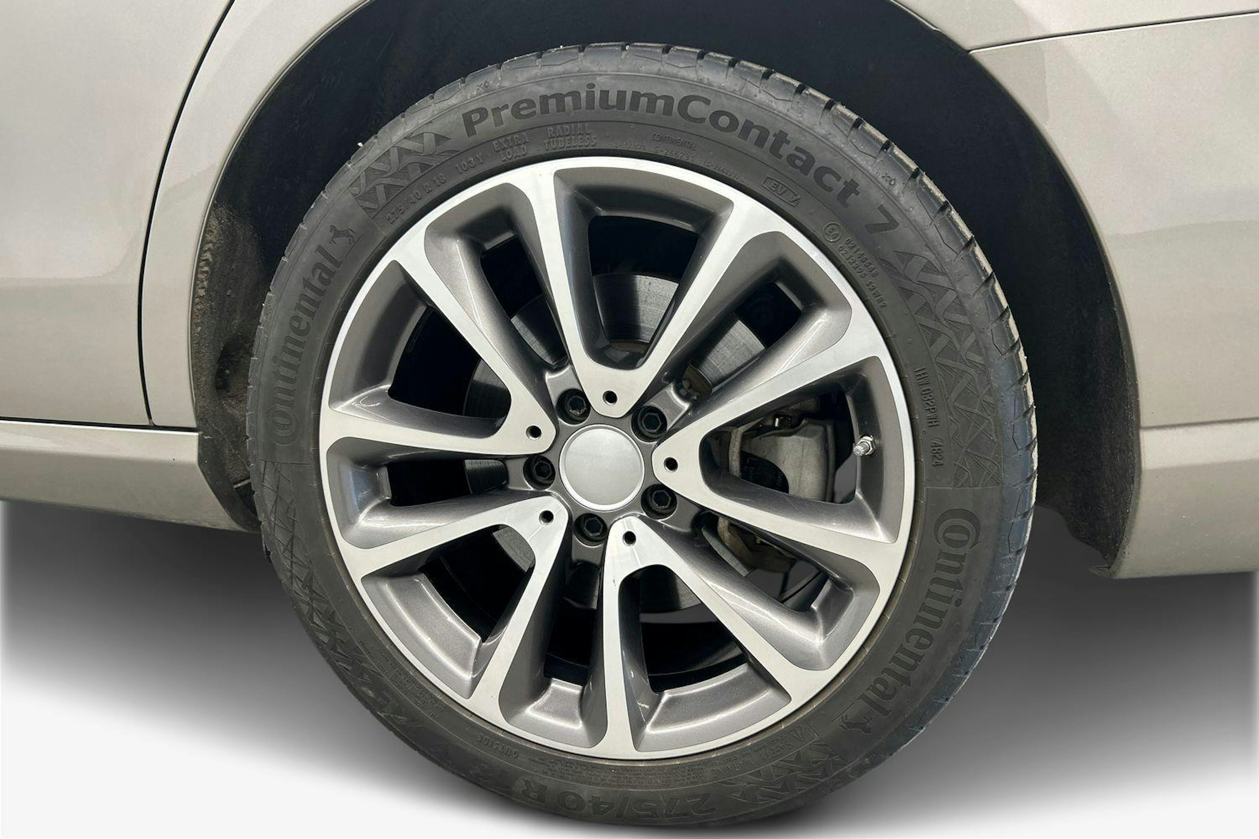 hopea Mercedes-Benz E 2021 kuva 11.