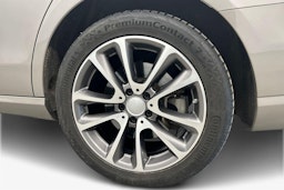 hopea Mercedes-Benz E 2021 kuva 11.