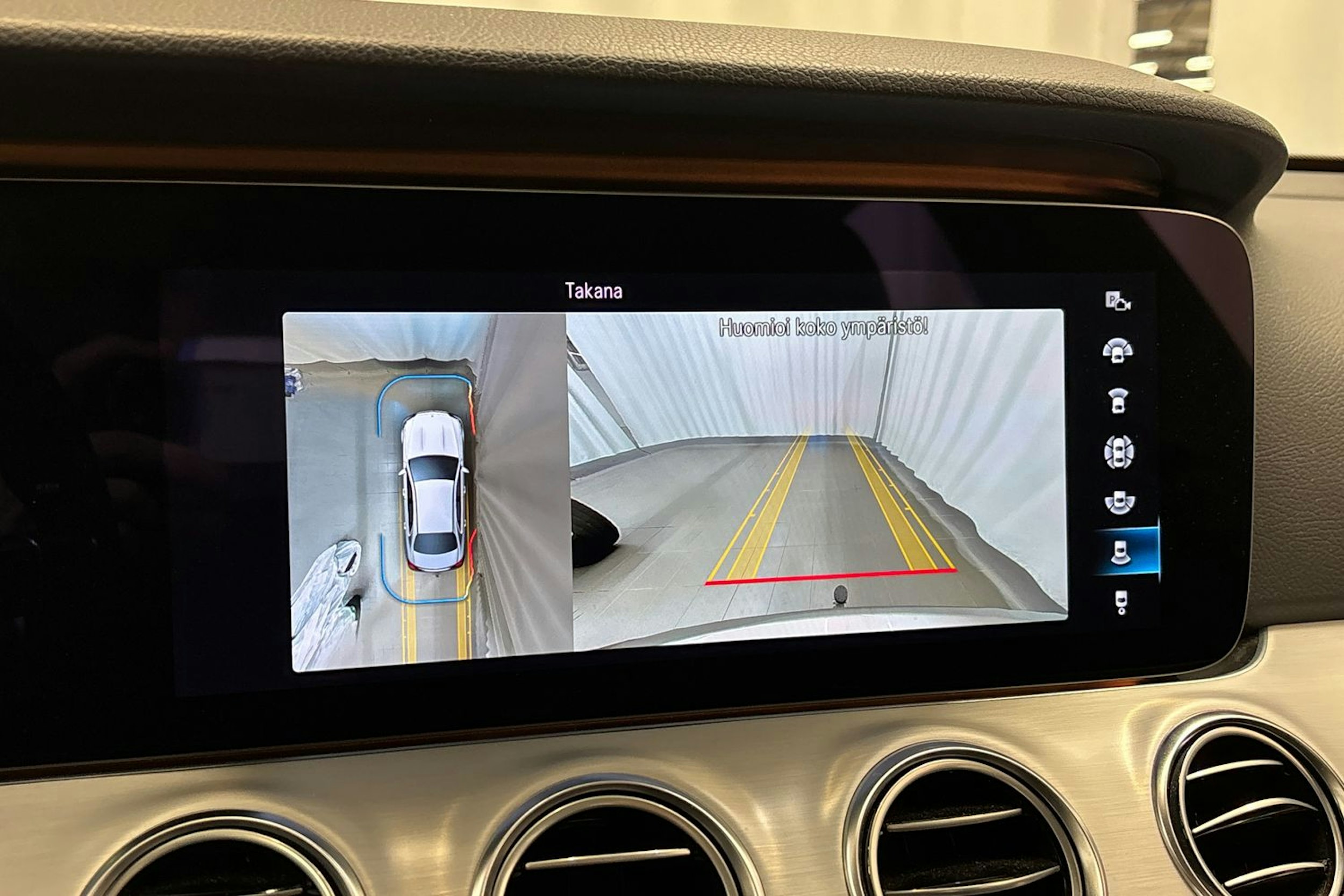 hopea Mercedes-Benz E 2021 kuva 28.