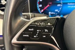 musta Mercedes-Benz E 2021 kuva 17.