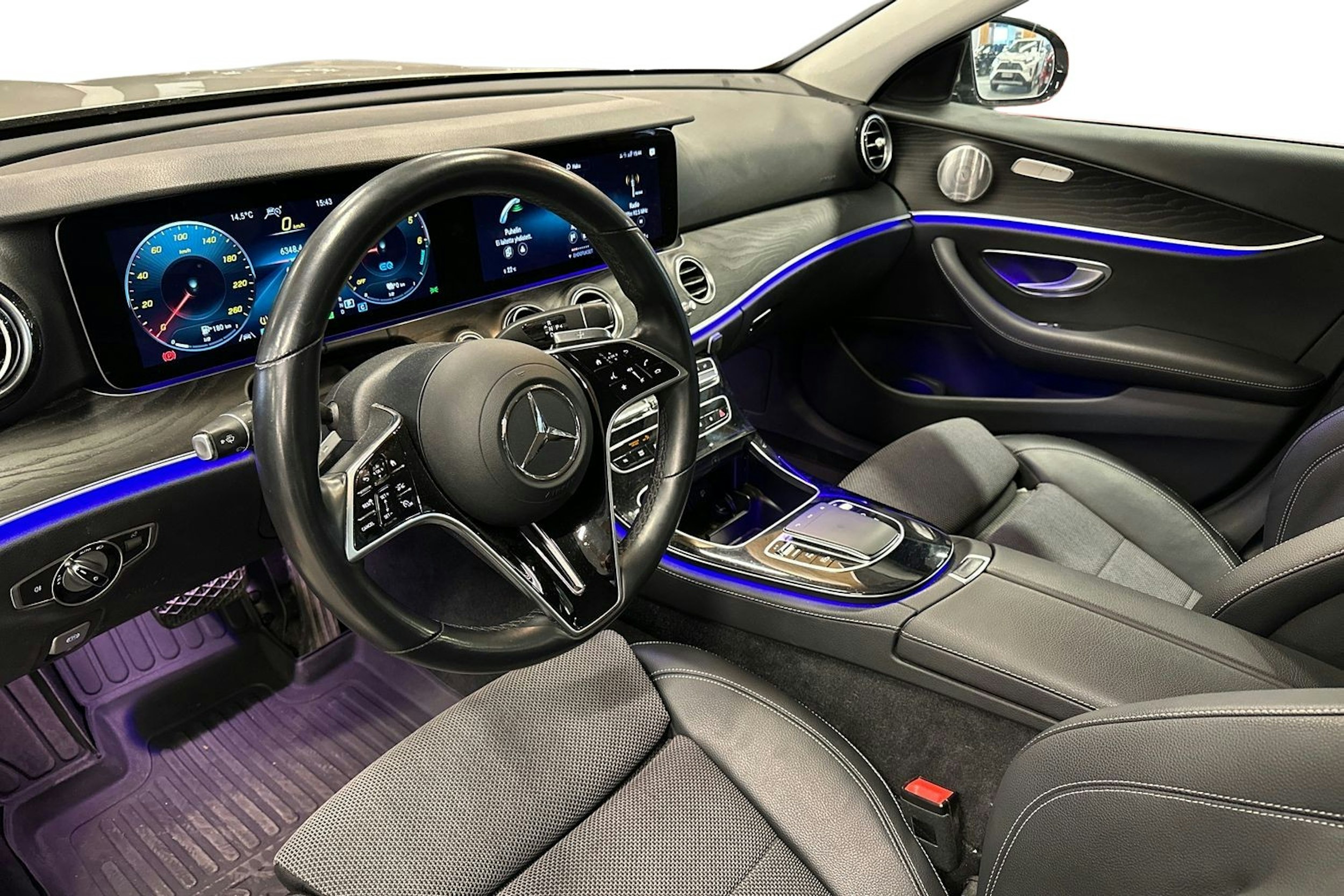 met. harmaa Mercedes-Benz E 2021 kuva 3.