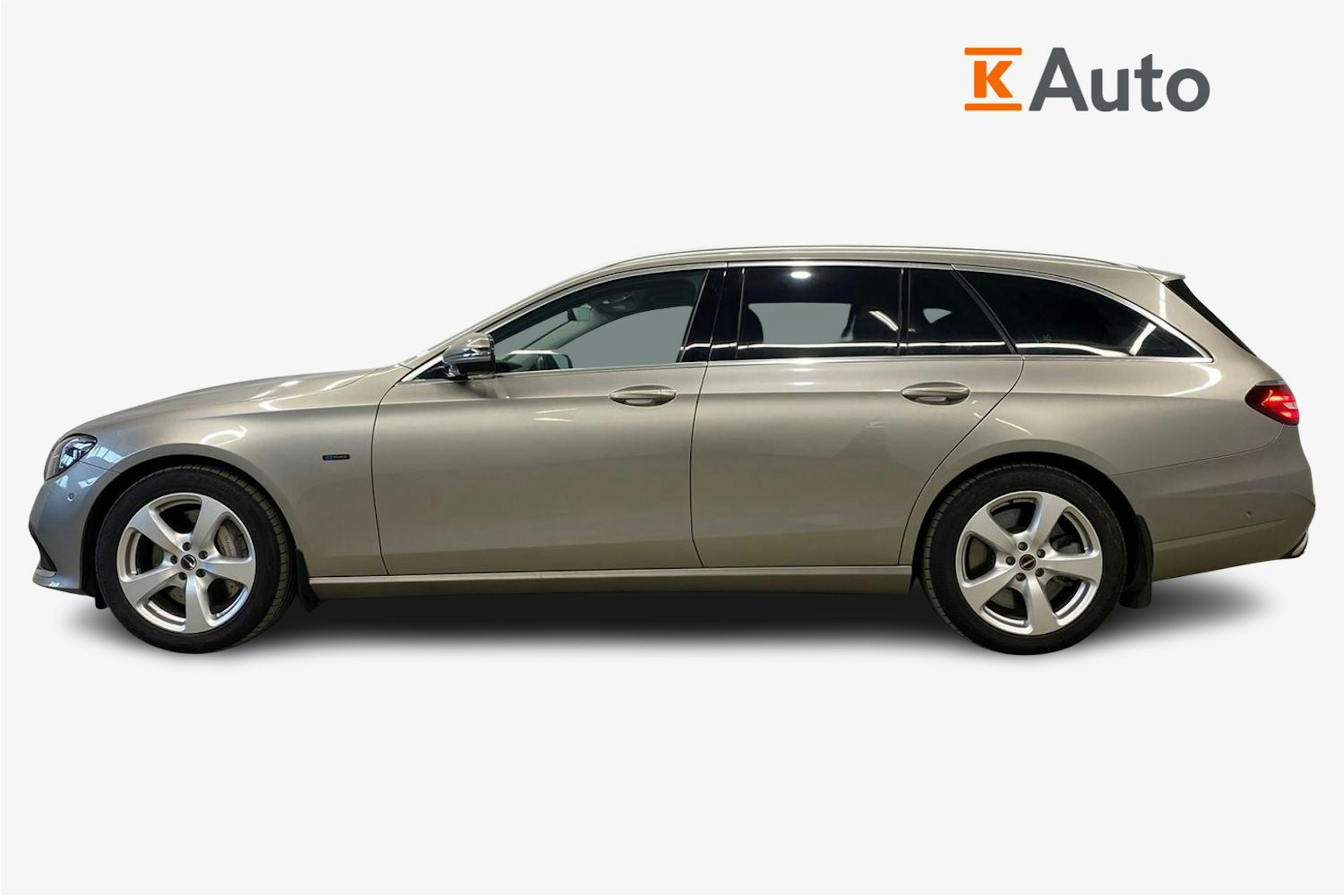 met. harmaa Mercedes-Benz E 2021 kuva 6.