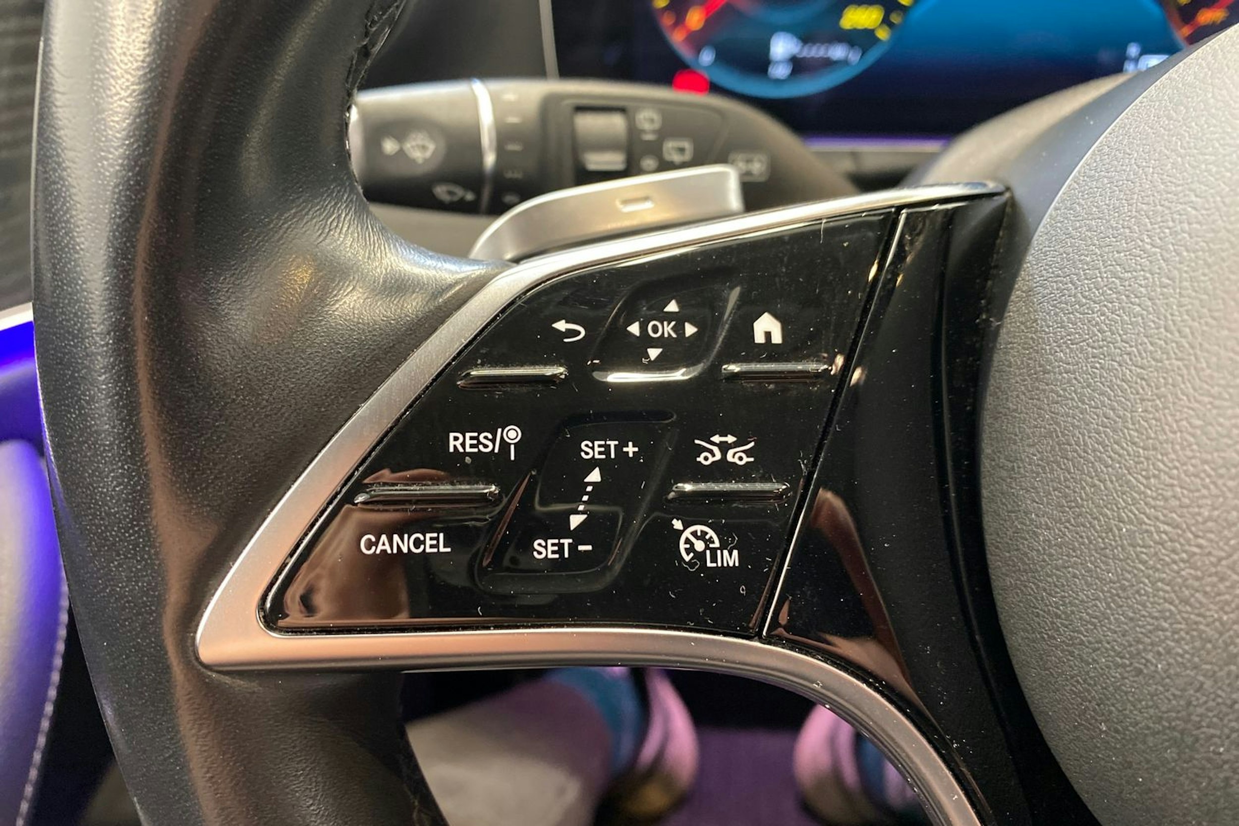 met. harmaa Mercedes-Benz E 2021 kuva 19.