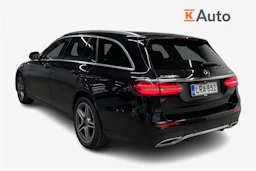 musta Mercedes-Benz E 2021 kuva 2.