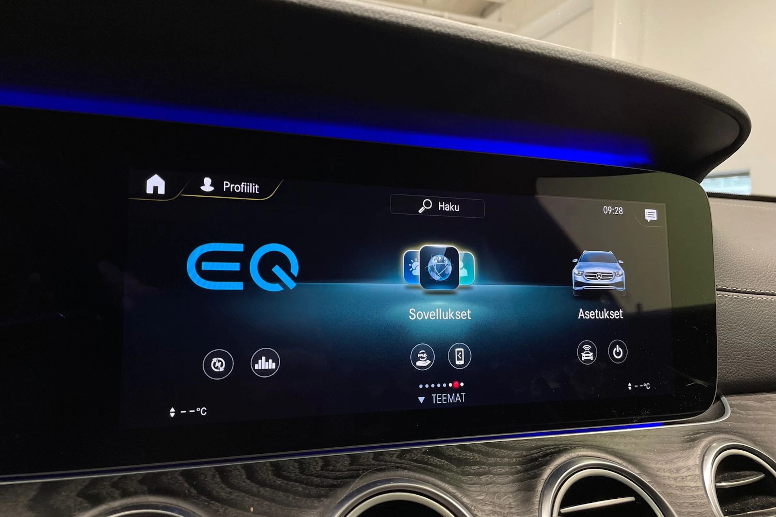 musta Mercedes-Benz E 2021 kuva 16.