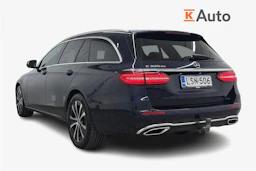 sininen Mercedes-Benz E 2021 kuva 2.