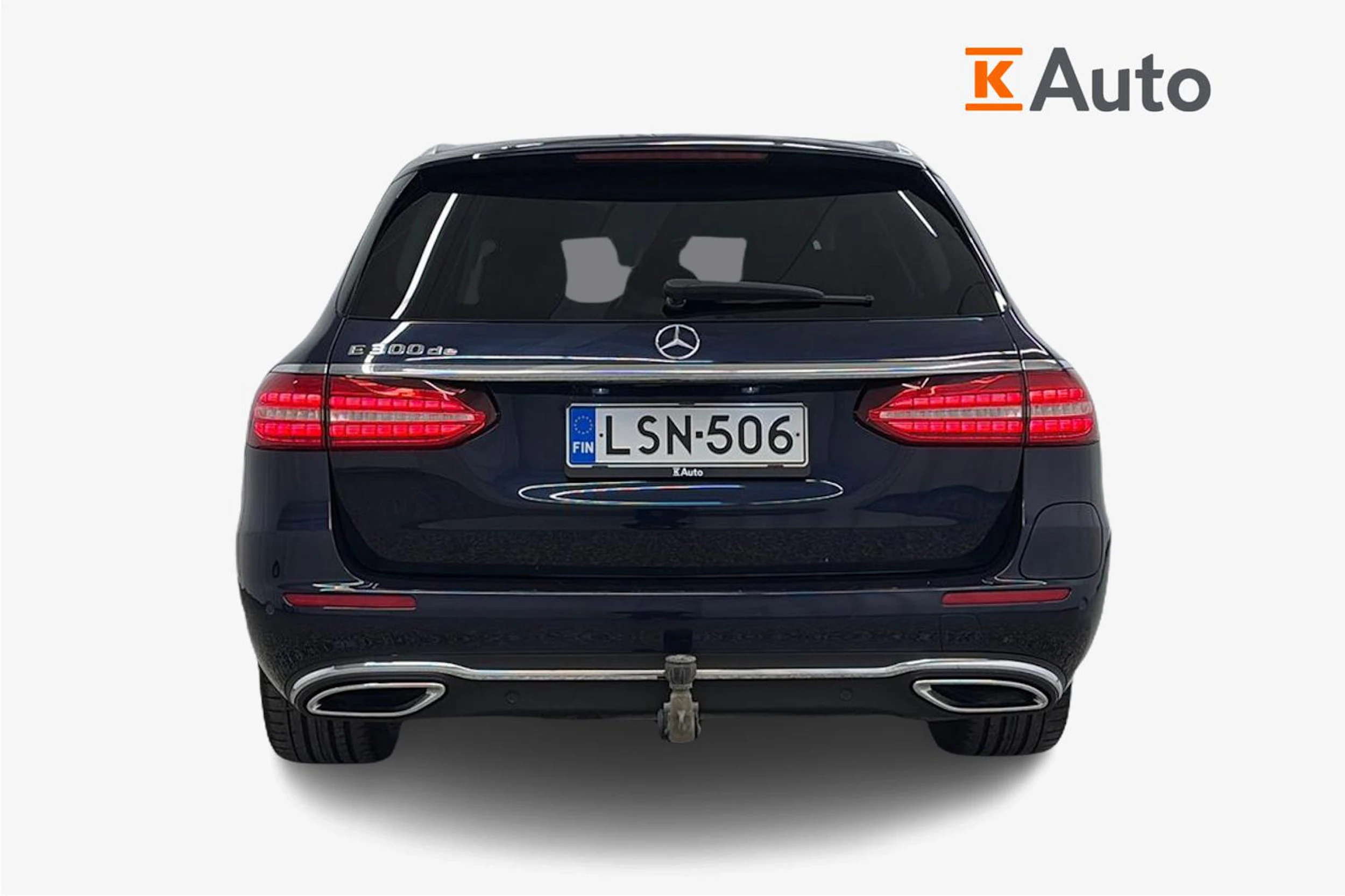 sininen Mercedes-Benz E 2021 kuva 3.