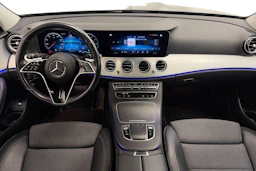 sininen Mercedes-Benz E 2021 kuva 7.