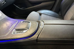 harmaa Mercedes-Benz E 2021 kuva 30.
