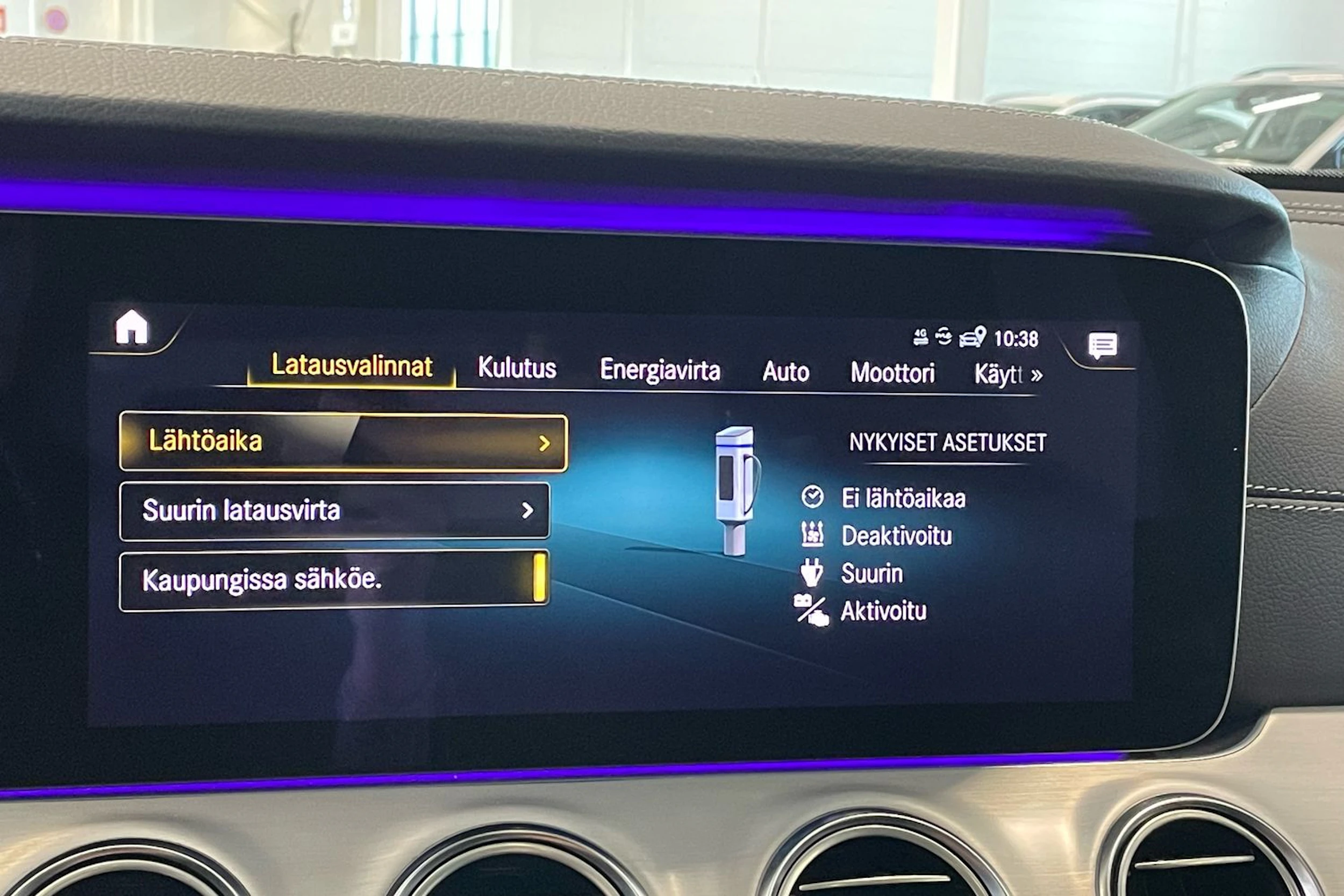 harmaa Mercedes-Benz E 2021 kuva 23.
