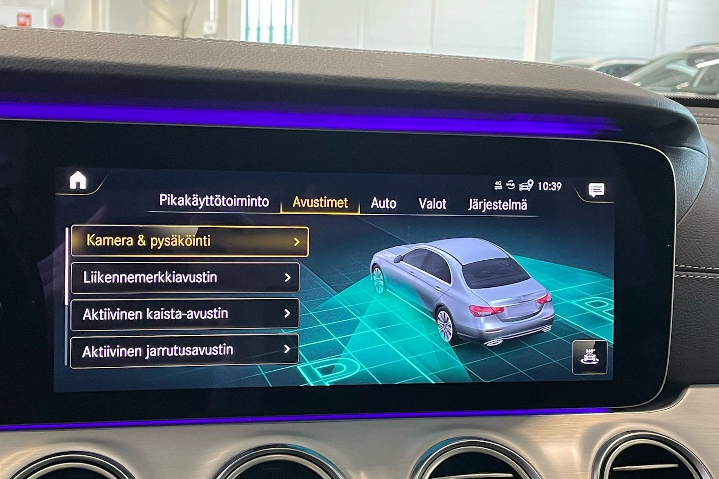 harmaa Mercedes-Benz E 2021 kuva 26.