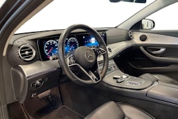 Harmaa Mercedes-Benz E 2021 kuva 7.