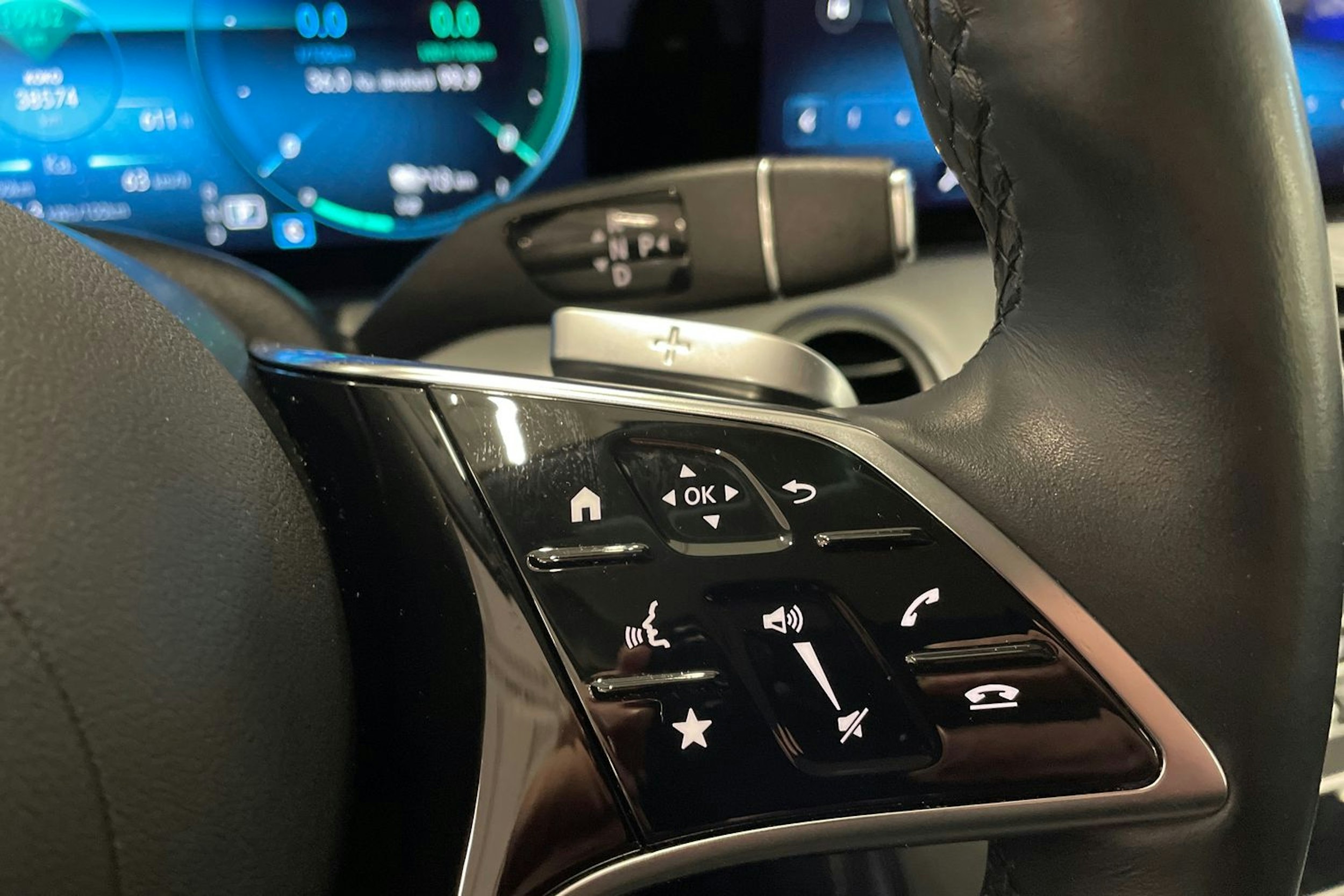 Harmaa Mercedes-Benz E 2021 kuva 19.