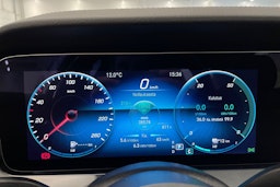 Harmaa Mercedes-Benz E 2021 kuva 21.