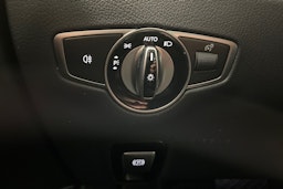 Harmaa Mercedes-Benz E 2021 kuva 23.