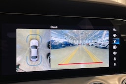 Harmaa Mercedes-Benz E 2021 kuva 25.