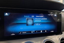 Harmaa Mercedes-Benz E 2021 kuva 32.