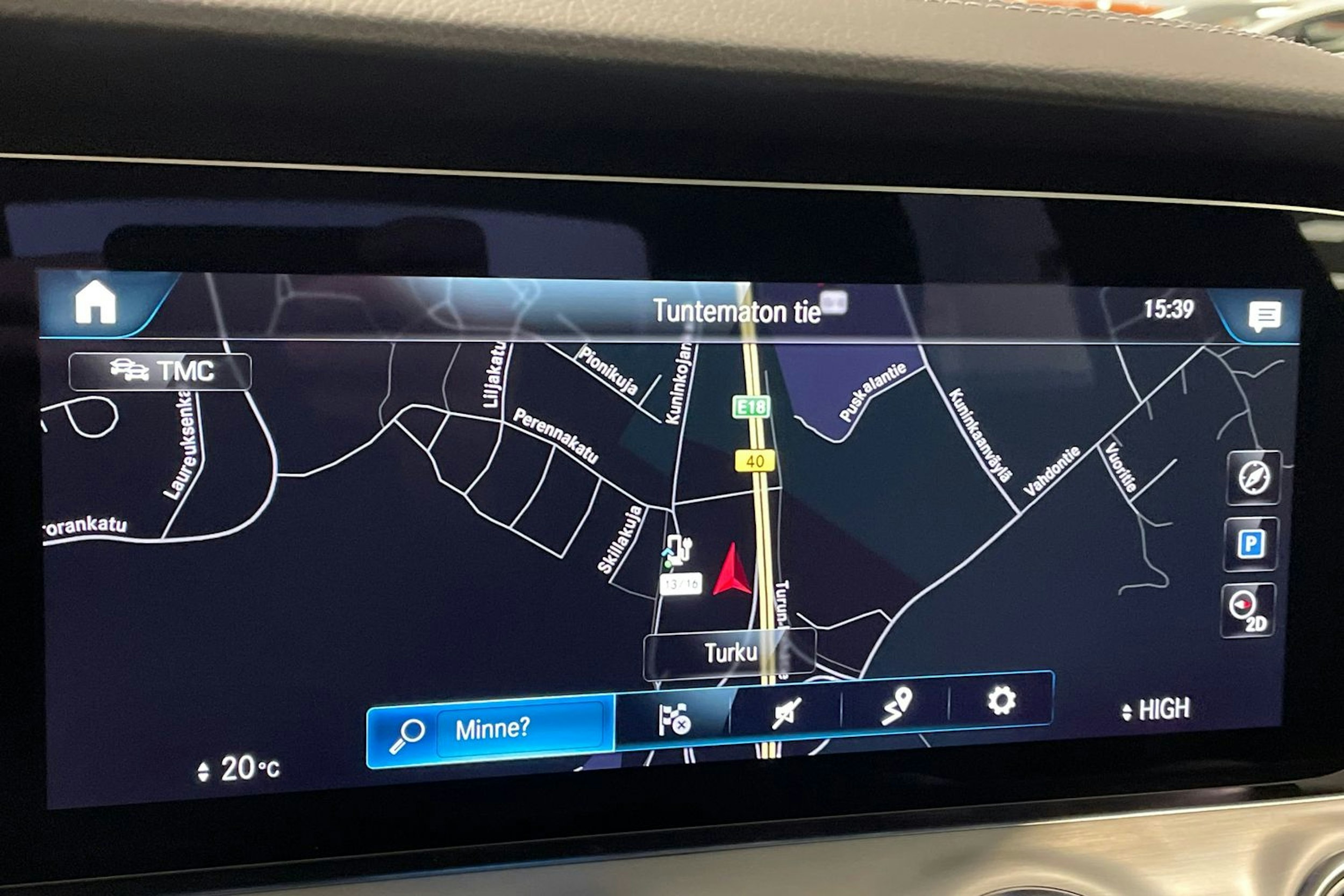 Harmaa Mercedes-Benz E 2021 kuva 33.