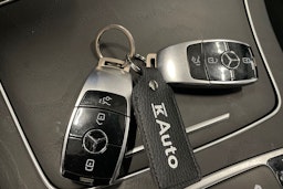 Harmaa Mercedes-Benz E 2021 kuva 39.