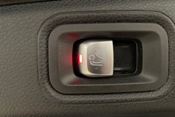 Harmaa Mercedes-Benz E 2021 kuva 45.