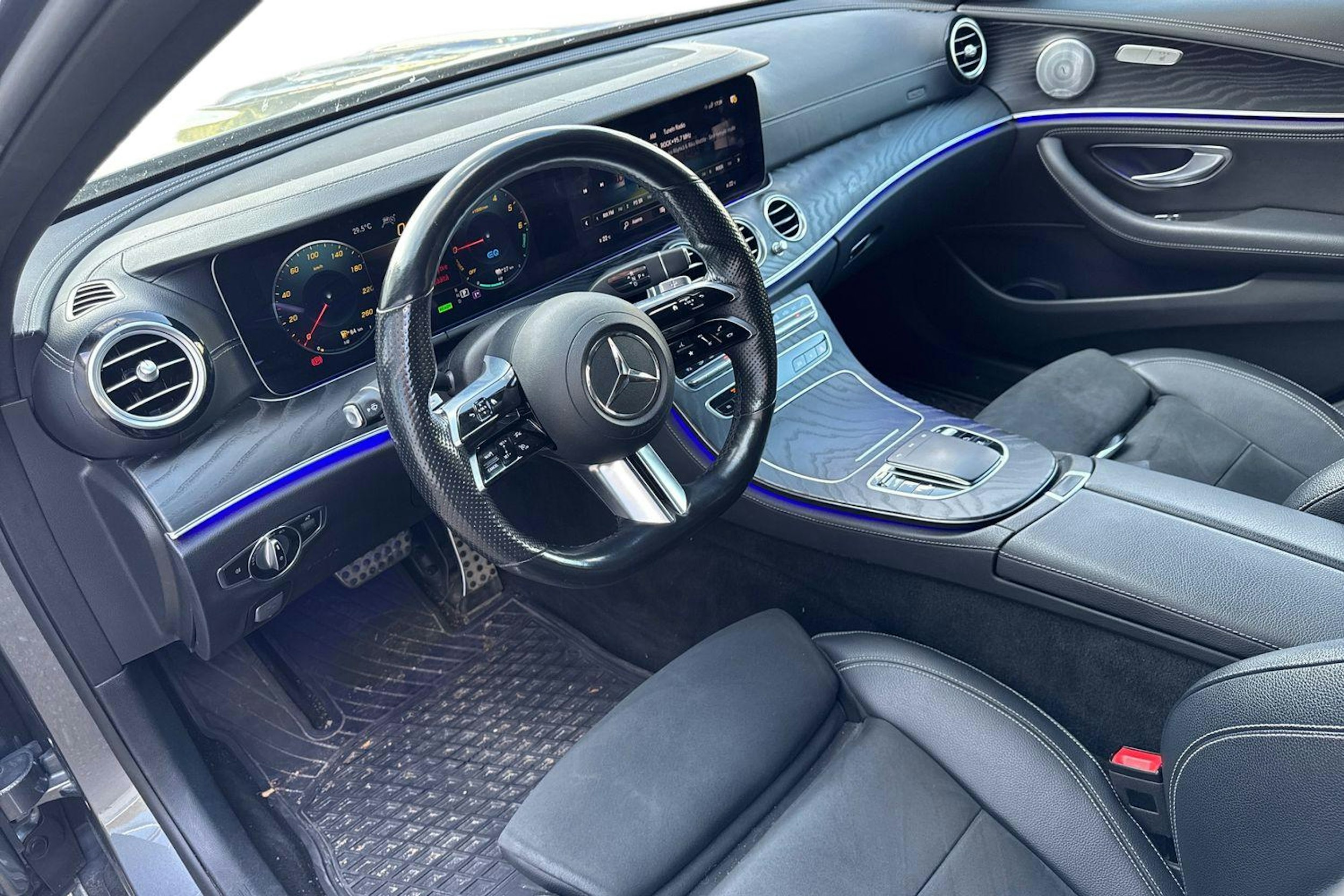 harmaa Mercedes-Benz E 2021 kuva 3.