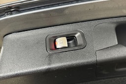 harmaa Mercedes-Benz E 2021 kuva 16.