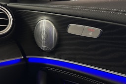 harmaa Mercedes-Benz E 2021 kuva 18.
