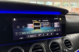 harmaa Mercedes-Benz E 2021 kuva 25.