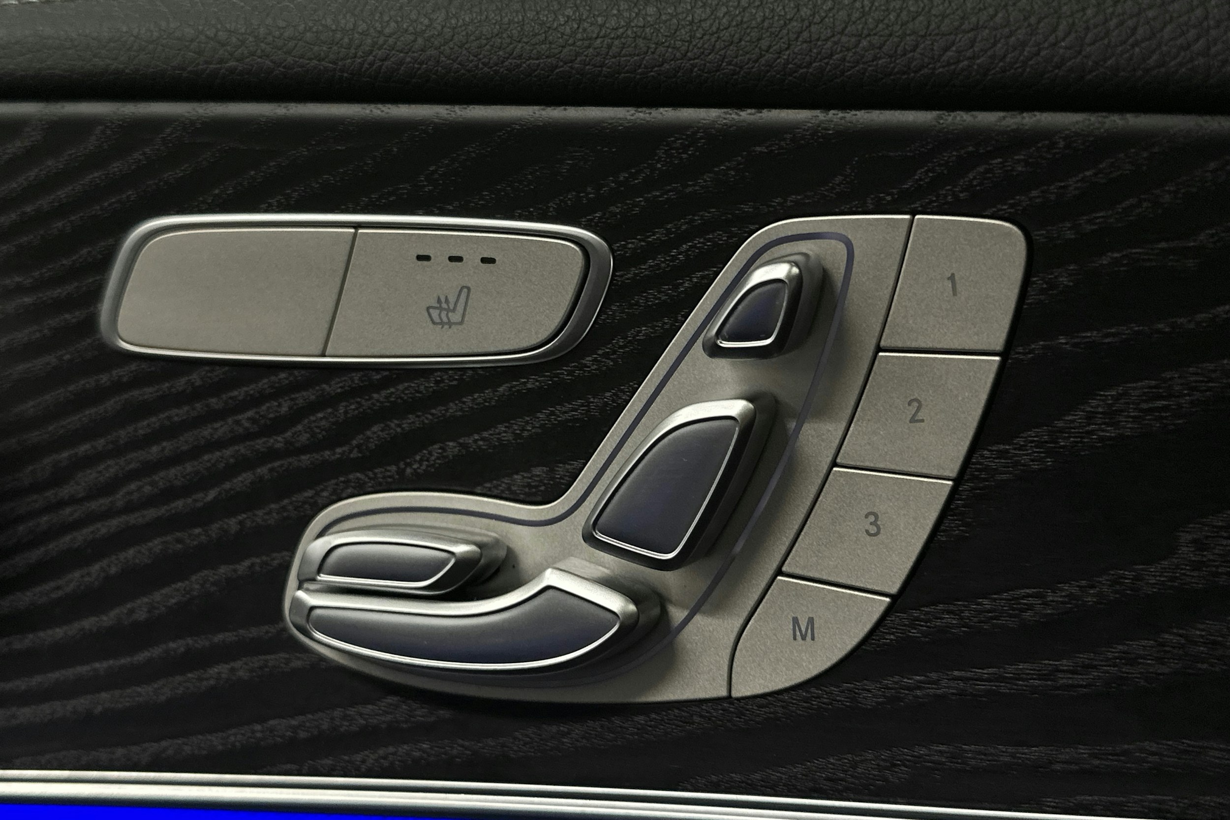 harmaa Mercedes-Benz E 2021 kuva 18.