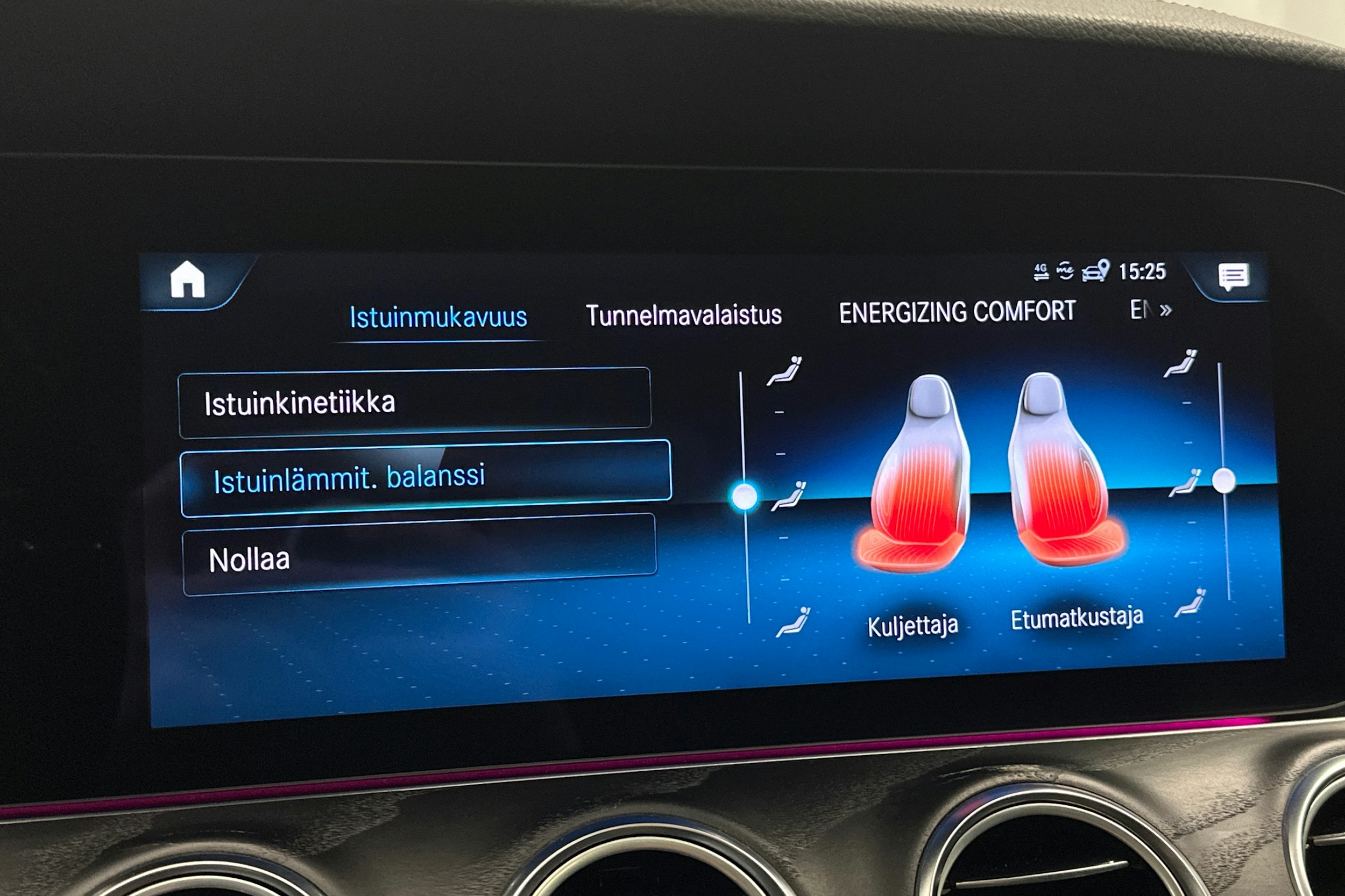 harmaa Mercedes-Benz E 2021 kuva 27.
