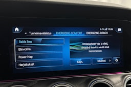 harmaa Mercedes-Benz E 2021 kuva 29.