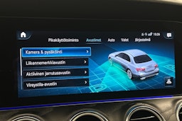 harmaa Mercedes-Benz E 2021 kuva 30.