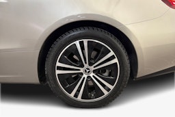 harmaa Mercedes-Benz E 2021 kuva 11.