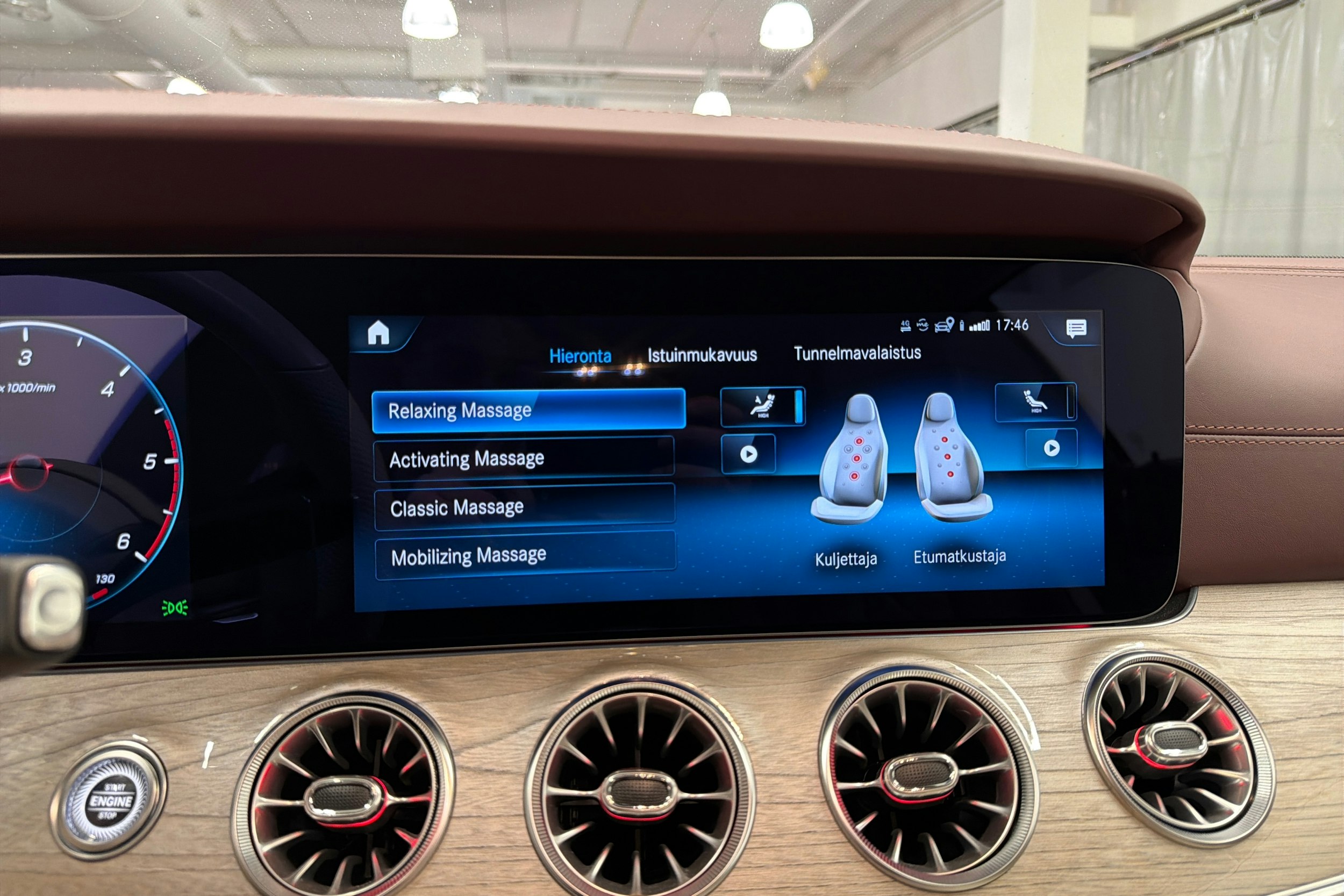 harmaa Mercedes-Benz E 2021 kuva 15.