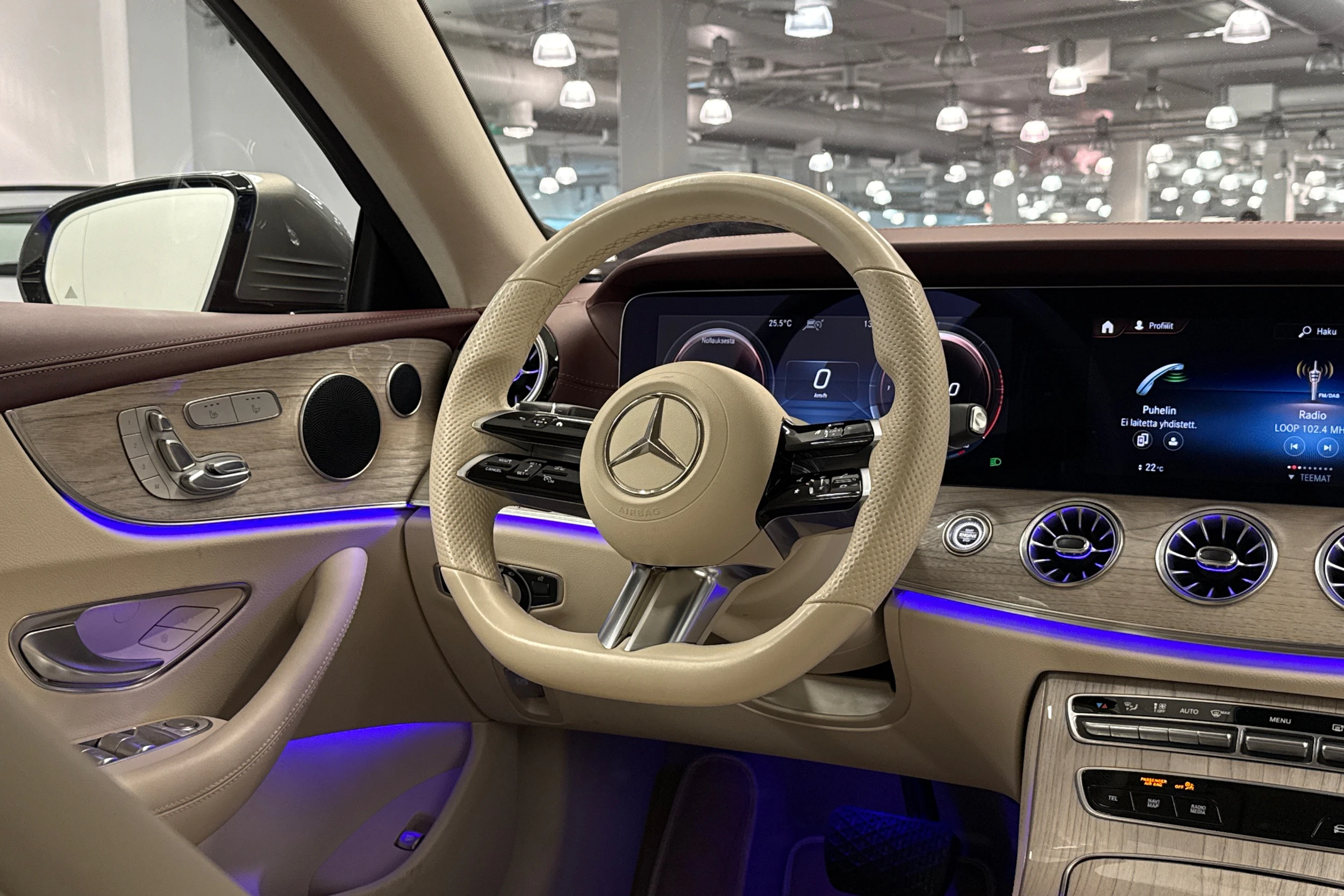harmaa Mercedes-Benz E 2021 kuva 20.