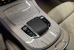 harmaa Mercedes-Benz E 2021 kuva 30.