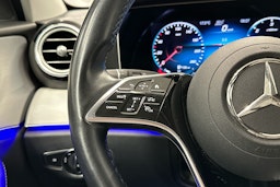 hopea Mercedes-Benz E 2022 kuva 9.