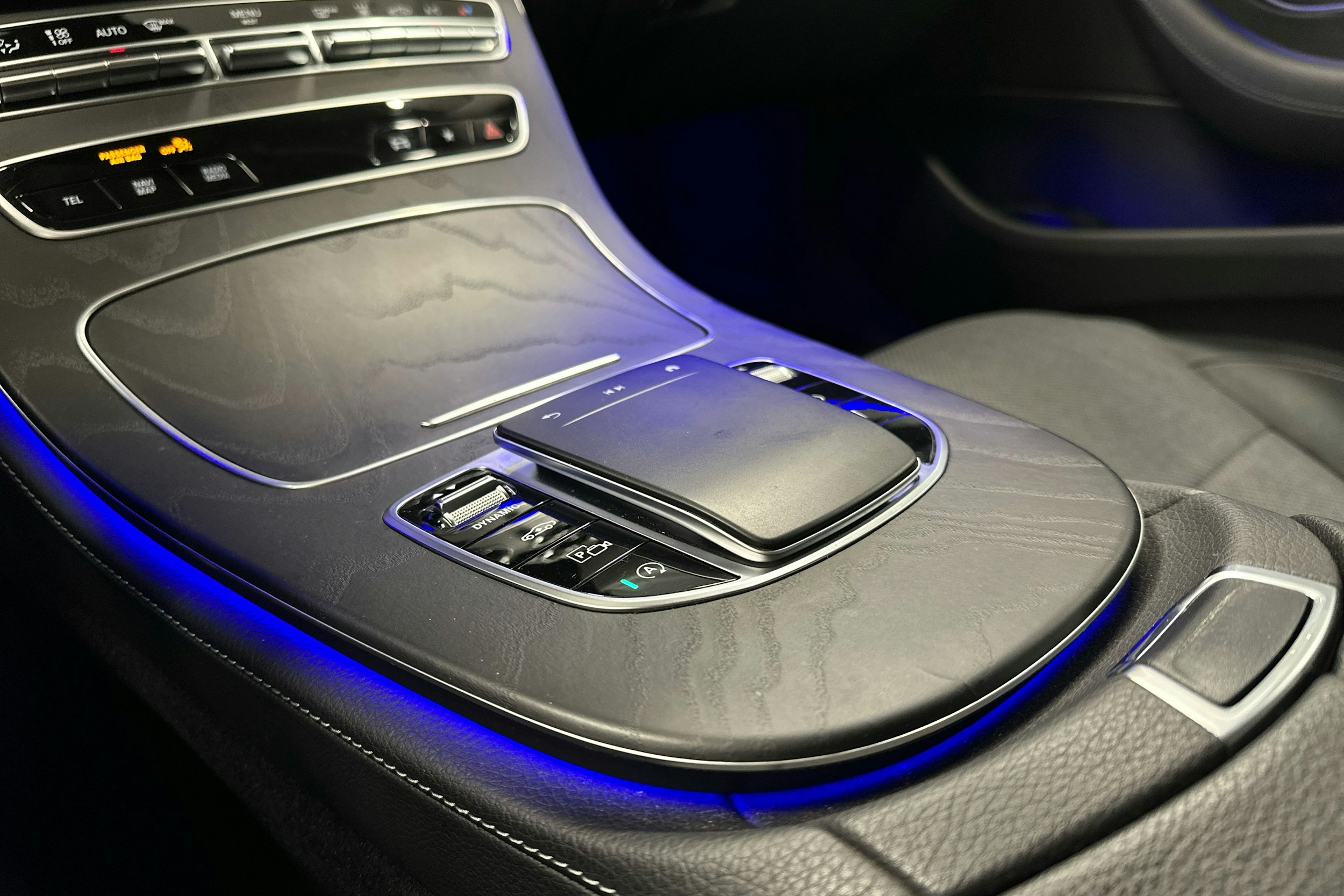hopea Mercedes-Benz E 2022 kuva 20.