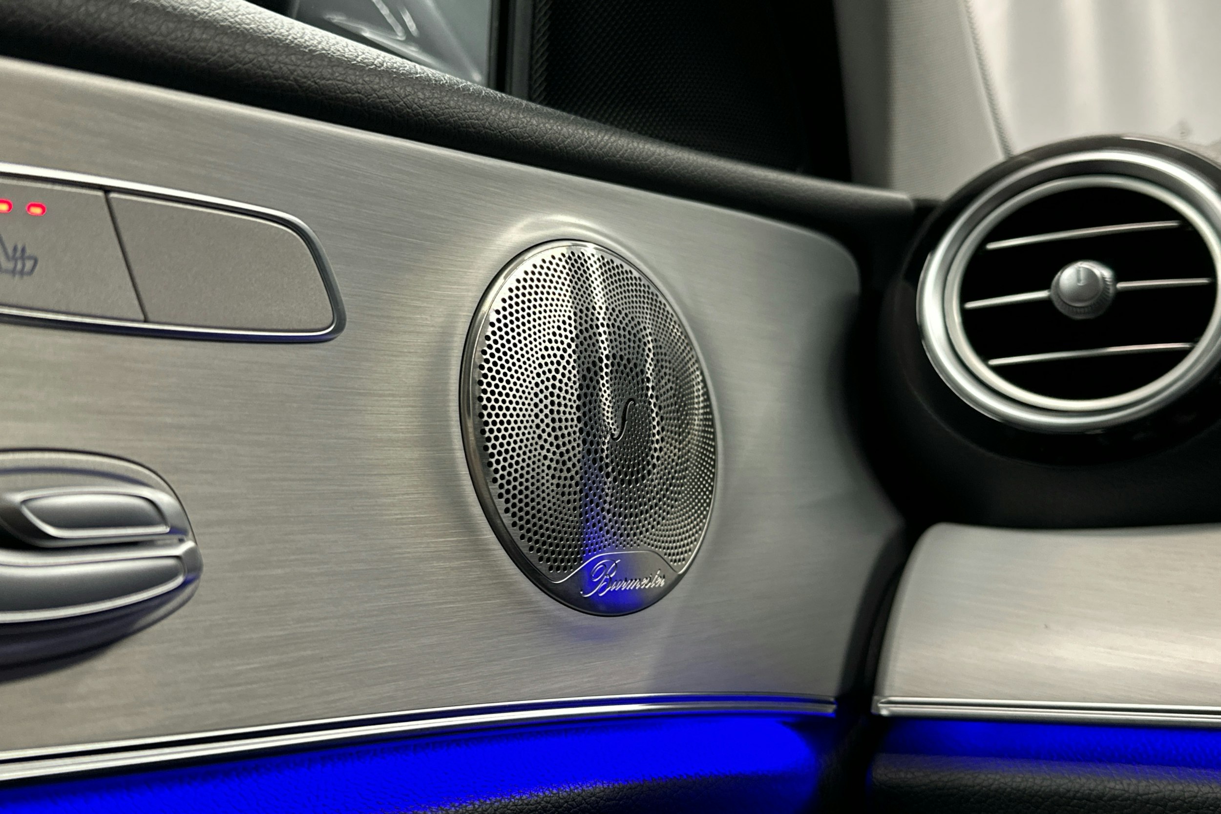 hopea Mercedes-Benz E 2022 kuva 22.