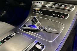 hopea Mercedes-Benz E 2022 kuva 29.