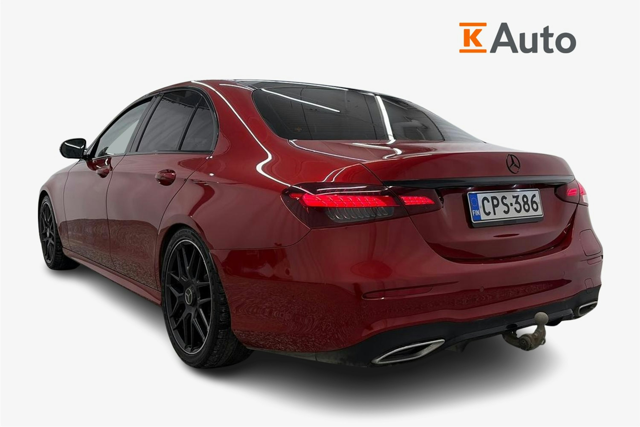 punainen Mercedes-Benz E 2022 kuva 2.