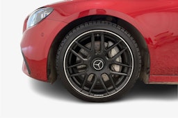 punainen Mercedes-Benz E 2022 kuva 11.