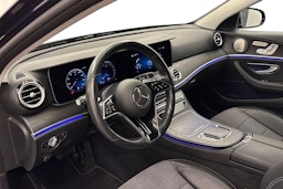 met. sininen Mercedes-Benz E 2022 kuva 6.