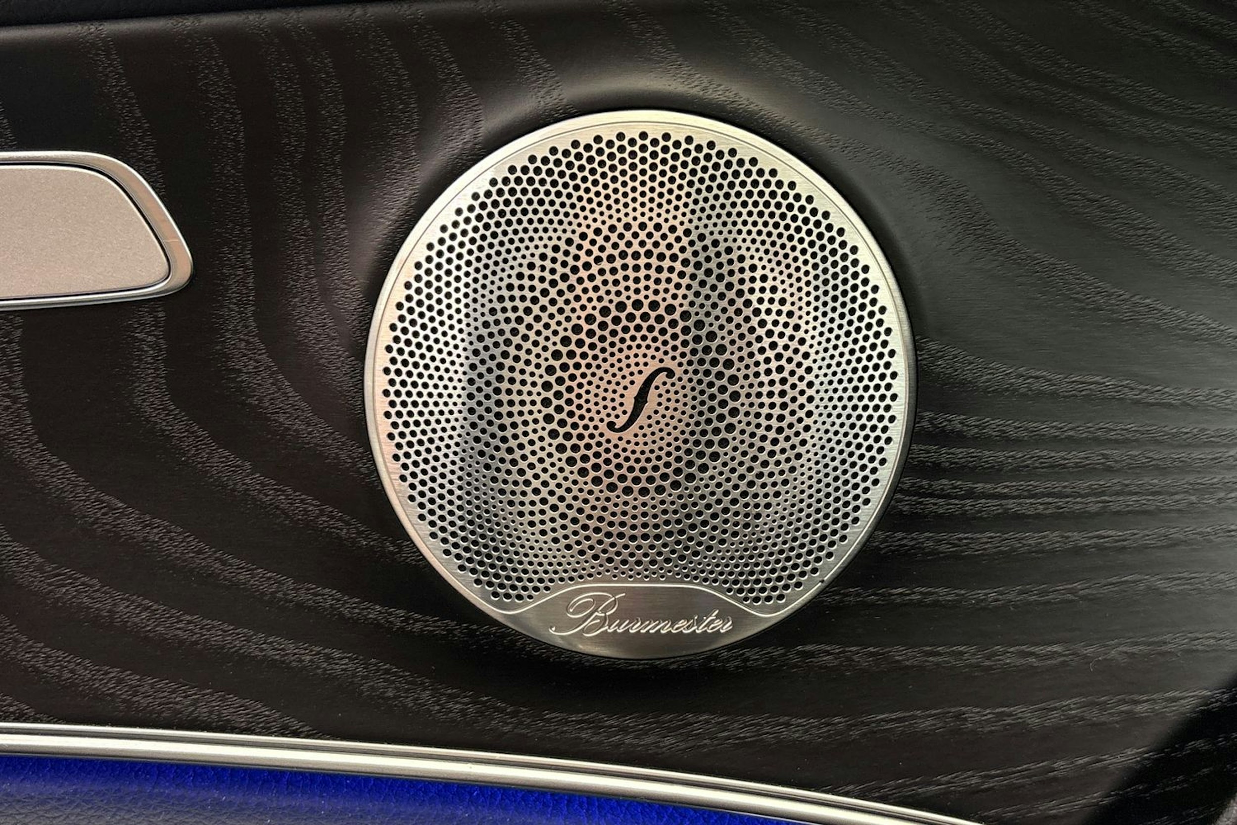 met. sininen Mercedes-Benz E 2022 kuva 28.