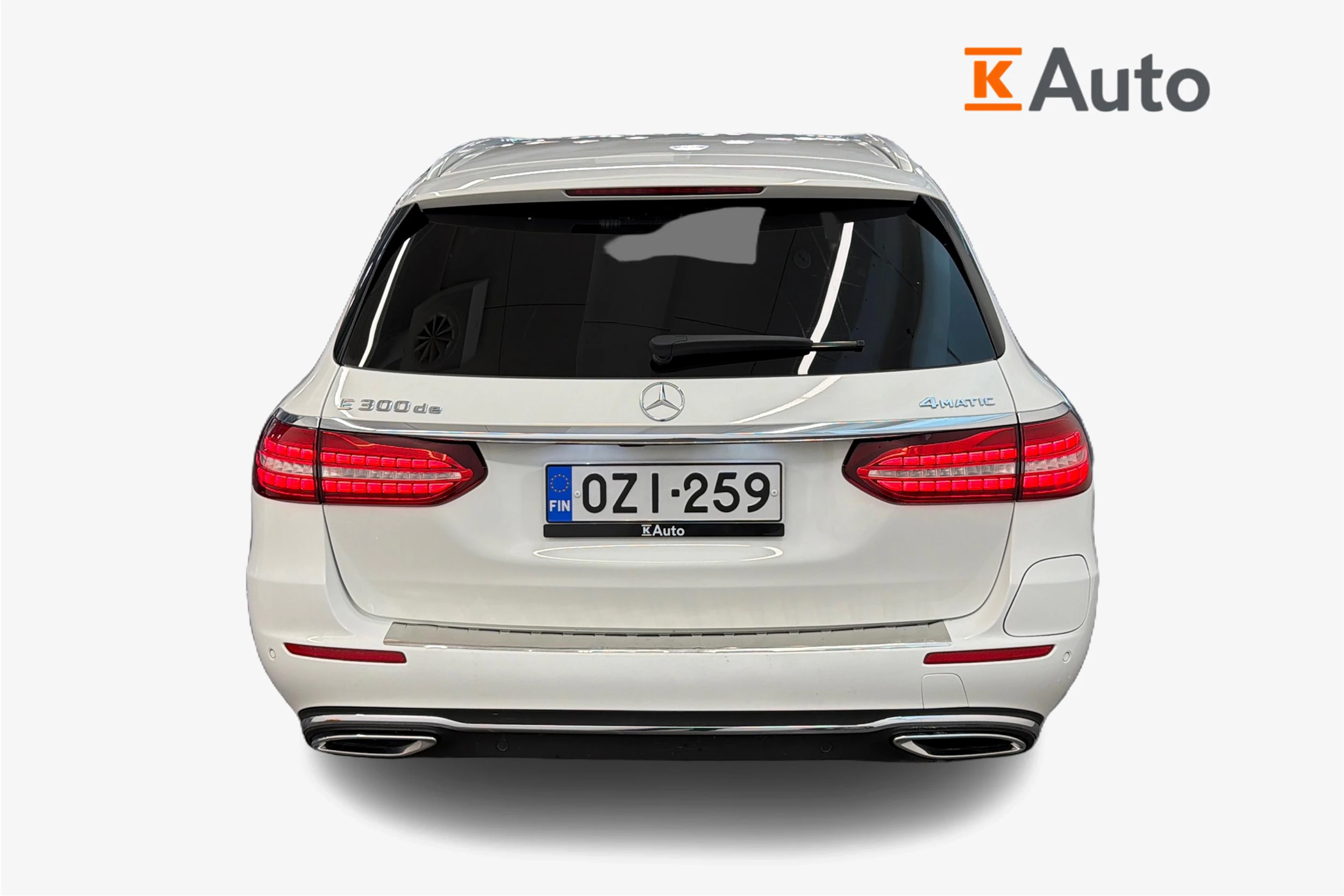 valkoinen Mercedes-Benz E 2022 kuva 4.