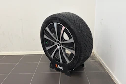 valkoinen Mercedes-Benz E 2022 kuva 13.