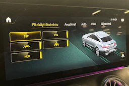 punainen Mercedes-Benz E 2022 kuva 8.